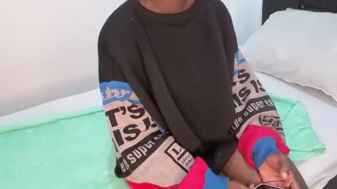 Kandy online show from November 26, 8:15 am