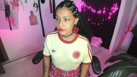 Lia Gomez online show from May 28, 11:24 pm