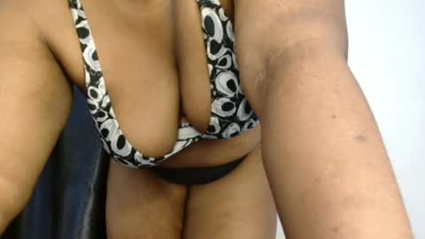 freaky slut5 online show from July 5, 5:42 pm