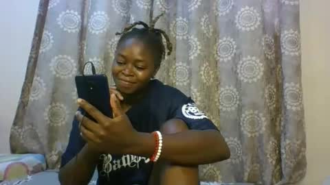 Freakies online show from November 6, 6:36 am