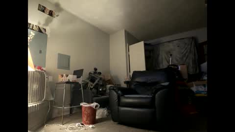 Snapshot of freakybubba chatting on September 17, 4:52 pm Freakybubba online show from September 17, 4:52 pm