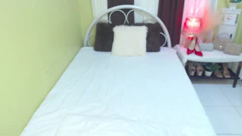 Freakyzae online show from November 28, 2:36 am