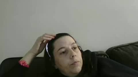 freckles232399 online show from April 7, 10:53 pm