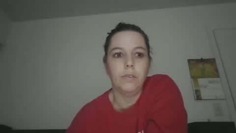 freckles232399 online show from April 9, 2:55 pm