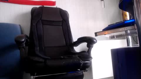 yo online show from January 7, 9:01 am