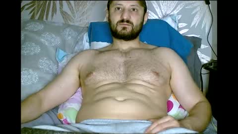 Snapshot of fred4games77 chatting on February 6, 10:40 am fred online show from February 6, 10:40 am