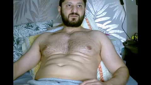 Snapshot of fred4games77 chatting on February 17, 11:40 am fred online show from February 17, 11:40 am