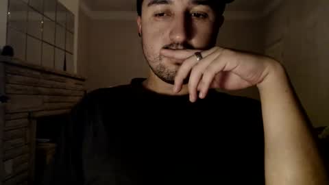 Snapshot of fred_555 chatting on February 23, 9:33 am fred_555 online show from February 23, 9:33 am