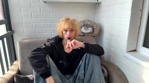 fred bucks online show from March 13, 10:44 am