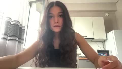 Mia online show from June 19, 5:34 am