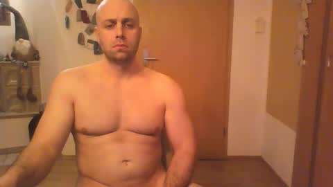 freddow online show from December 14, 12:55 am