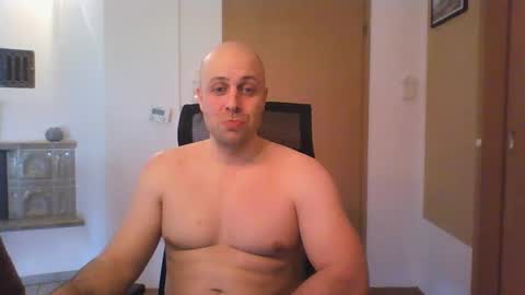 freddow online show from March 3, 10:06 am