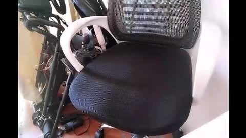 Snapshot of freddylongo chatting on November 21, 2:27 pm Freddylongo online show from November 21, 2:27 pm