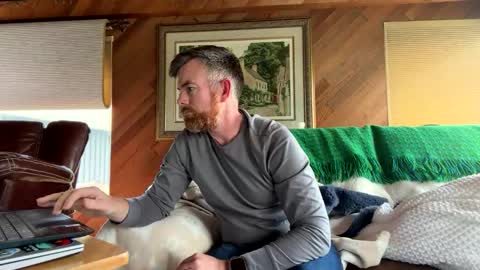 Freddy online show from April 3, 12:19 am