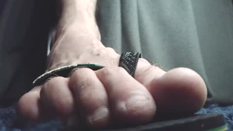 Snapshot of fredthetom12 chatting on February 11, 3:22 am Greedy Fred online show from February 11, 3:22 am