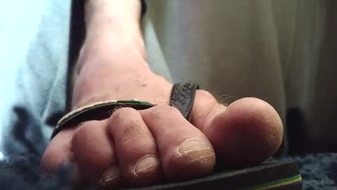 Snapshot of fredthetom12 chatting on February 17, 5:08 pm Greedy Fred online show from February 17, 5:08 pm