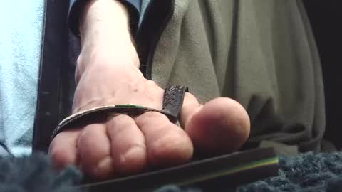 Snapshot of fredthetom12 chatting on March 1, 3:03 pm Greedy Fred online show from March 1, 3:03 pm