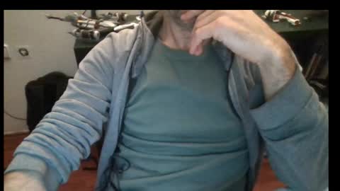 Snapshot of freebirdbruchus chatting on March 1, 8:44 pm Freebirdbruchus online show from March 1, 8:44 pm