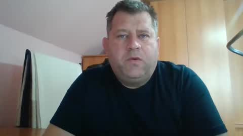 freeboy80180 online show from December 8, 8:41 am