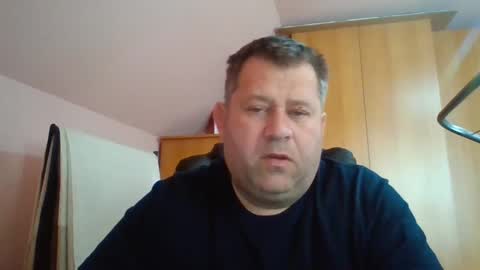 freeboy80180 online show from December 8, 1:14 pm