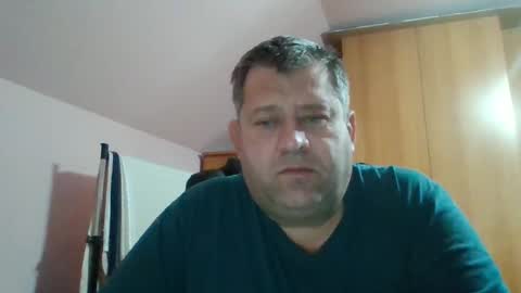 freeboy80180 online show from December 13, 7:04 am