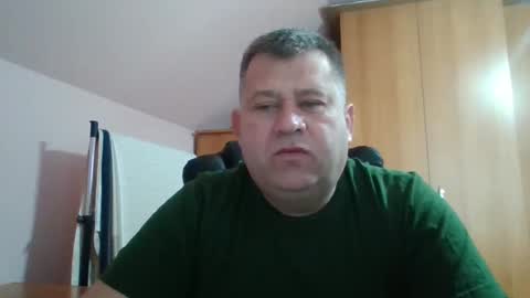 freeboy80180 online show from December 15, 8:30 am