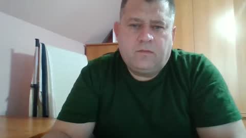 freeboy80180 online show from December 19, 7:07 am