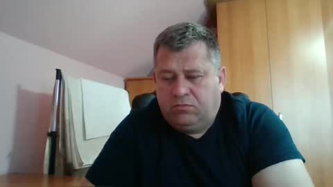 freeboy80180 online show from December 25, 10:17 am