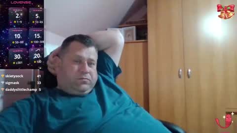 freeboy80180 online show from March 5, 8:53 pm