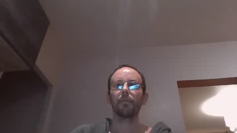 Snapshot of freeeed15v chatting on November 6, 11:04 pm Fred online show from November 6, 11:04 pm