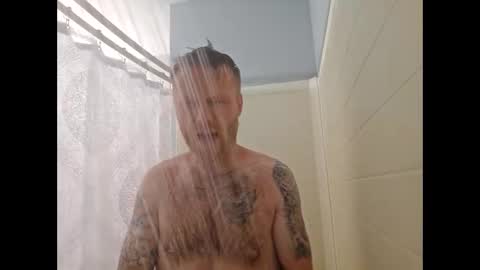 freefallin2222 online show from March 2, 7:15 am