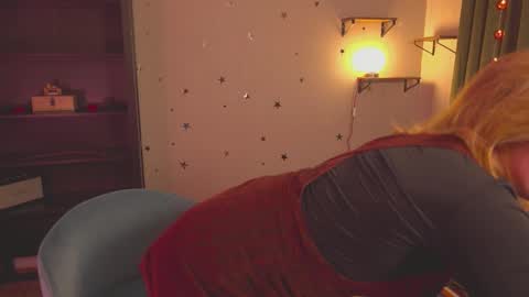 Louise or Lou 3 online show from December 3, 2:38 pm