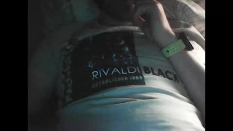 Snapshot of frencheeboy chatting on November 3, 5:36 pm frencheeboy online show from November 3, 5:36 pm