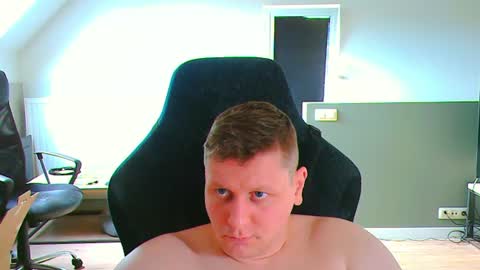 French fries online show from June 15, 5:15 pm