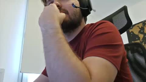 frenchie75000 online show from December 18, 9:37 am