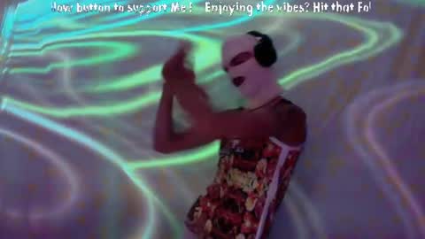 frenchkissdjfk online show from October 20, 6:41 pm