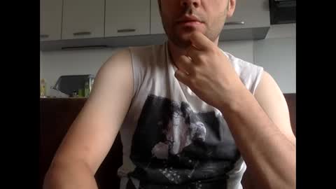 frenchy_from_paris online show from May 31, 7:59 am