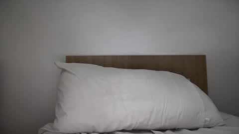 freshman  imonyou98 online show from November 17, 3:29 pm