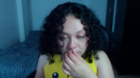 Louise  online show from November 3, 4:03 am