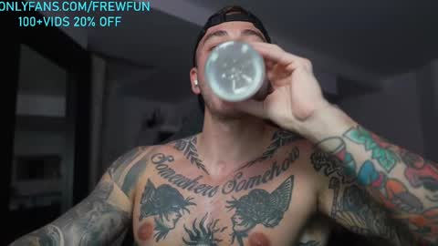 Snapshot of frewfun chatting on September 10, 2:11 am cameron online show from September 10, 2:11 am