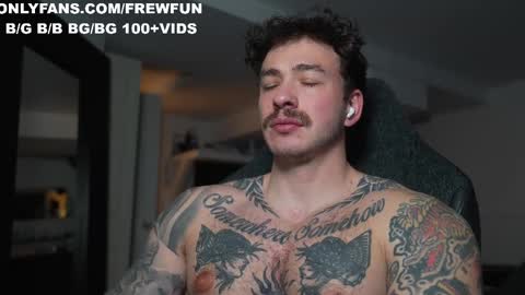 Snapshot of frewfun chatting on November 20, 9:36 pm cameron online show from November 20, 9:36 pm