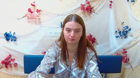 FreyaDak online show from December 11, 4:39 am