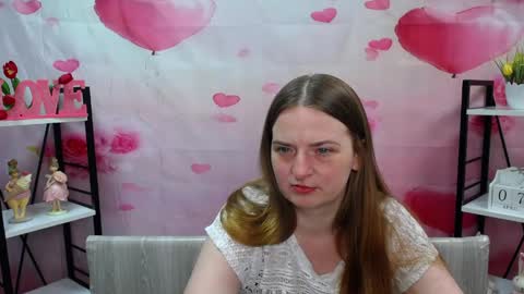 FreyaDak online show from April 8, 5:13 pm