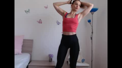 FreyaMuse online show from April 23, 9:52 am