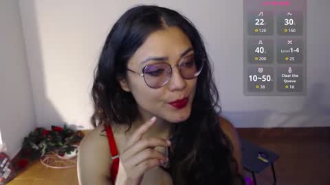 freyarouge online show from June 14, 4:53 pm
