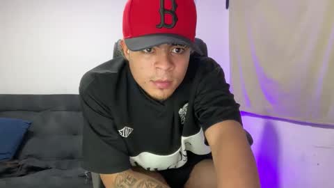 Snapshot of freyva27 chatting on February 23, 9:28 am freyva27 online show from February 23, 9:28 am