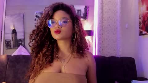 Frezzita online show from November 22, 7:46 pm