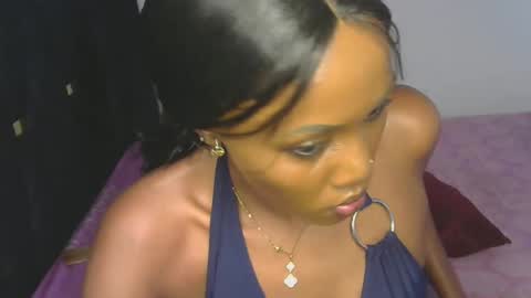 Snapshot of frianmak chatting on December 9, 1:02 pm Frian online show from December 9, 1:02 pm