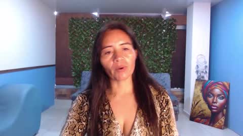 Snapshot of frida_naughtymilf chatting on October 22, 5:24 pm Frida online show from October 22, 5:24 pm