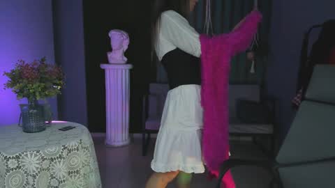 Frida Tander online show from January 8, 3:17 pm